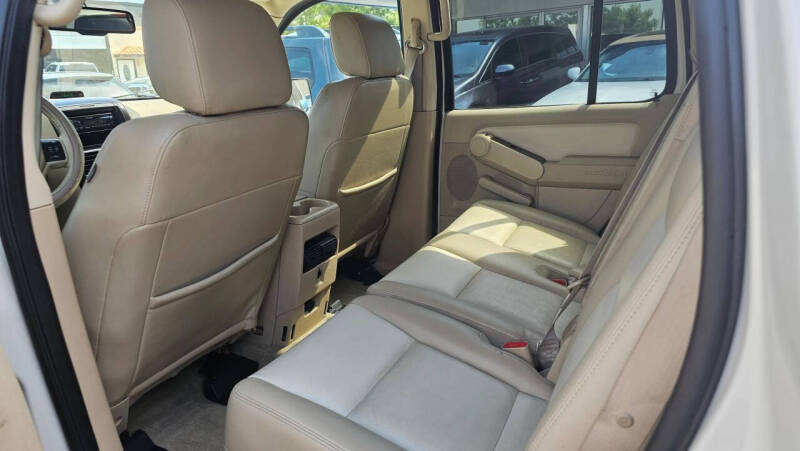 2006 Ford Explorer Limited