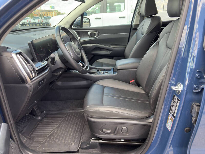 2024 Kia Sorento EX