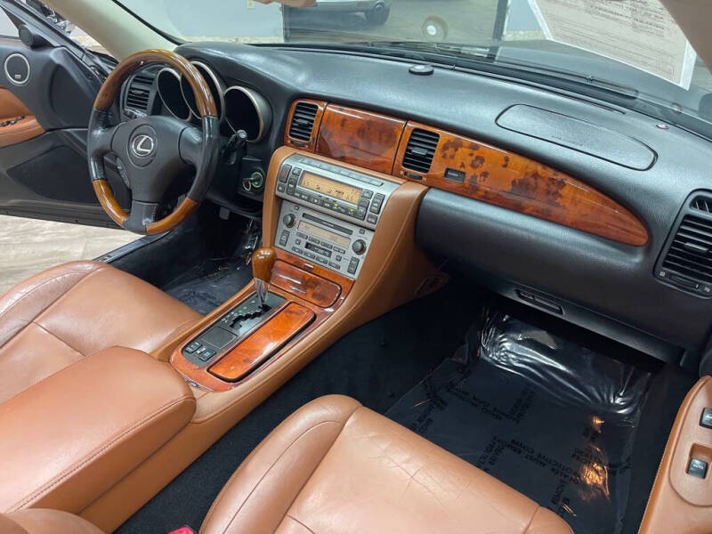2003 Lexus SC 430