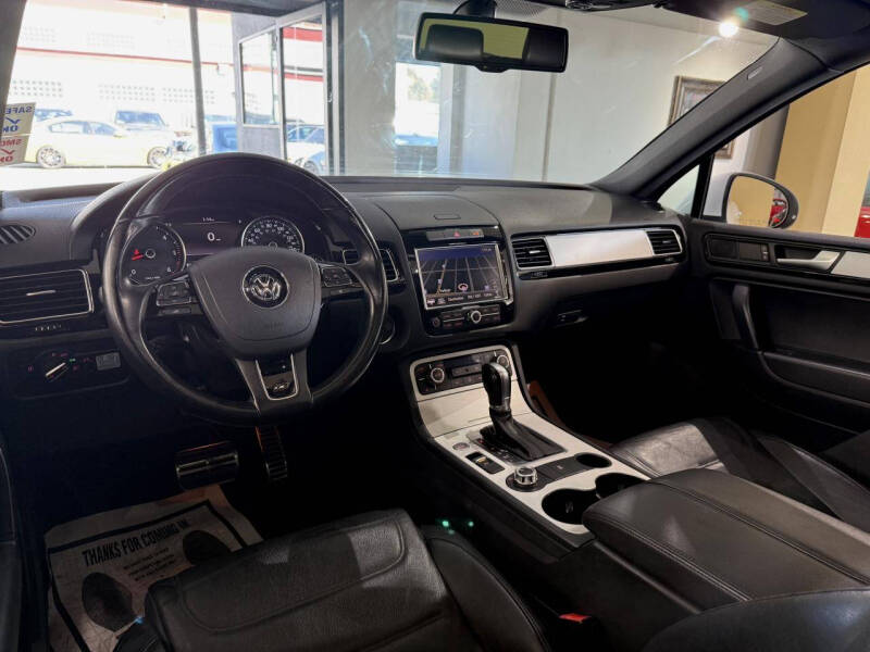 2014 Volkswagen Touareg TDI R-Line