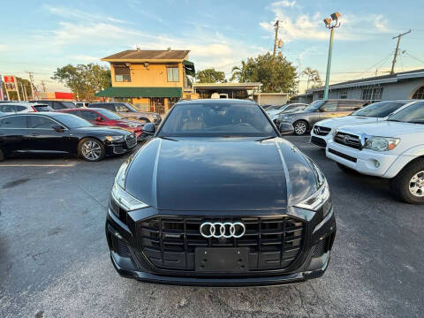 2019 Audi Q8 quattro Premium Plus 55 TFSI