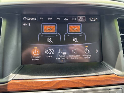 2017 Nissan Pathfinder Platinum