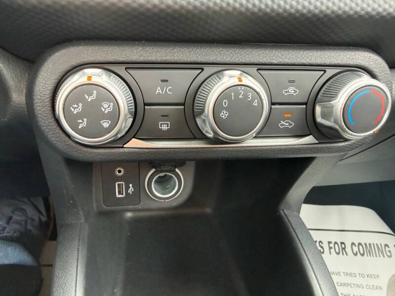 2022 Nissan Kicks S