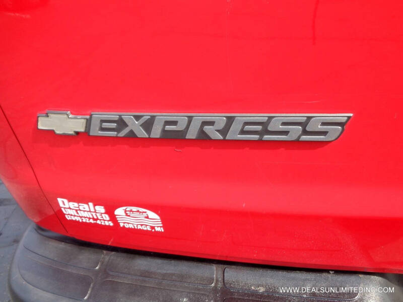 2017 Chevrolet Express 2500
