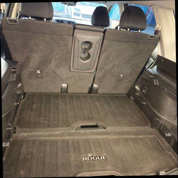 2020 Nissan Rogue SV