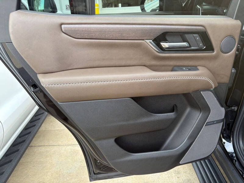 2025 GMC Yukon Denali Ultimate