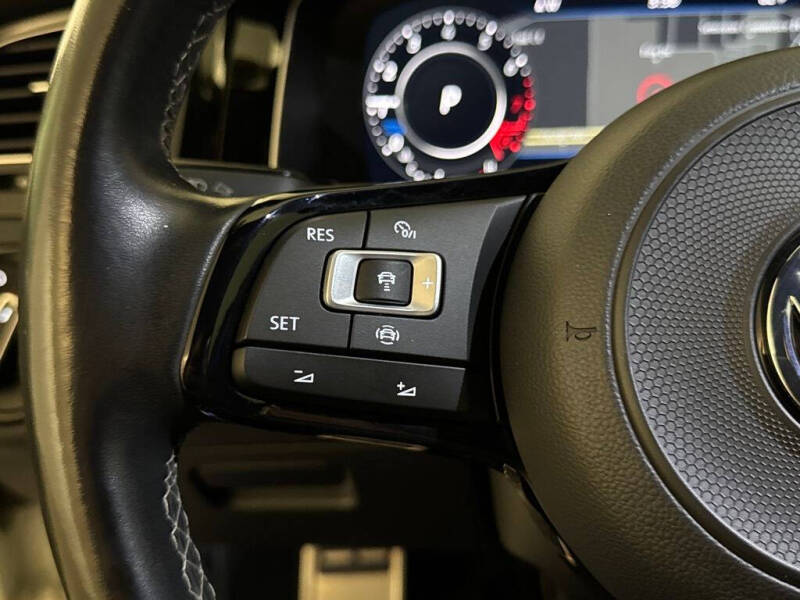 2019 Volkswagen Golf R 4Motion