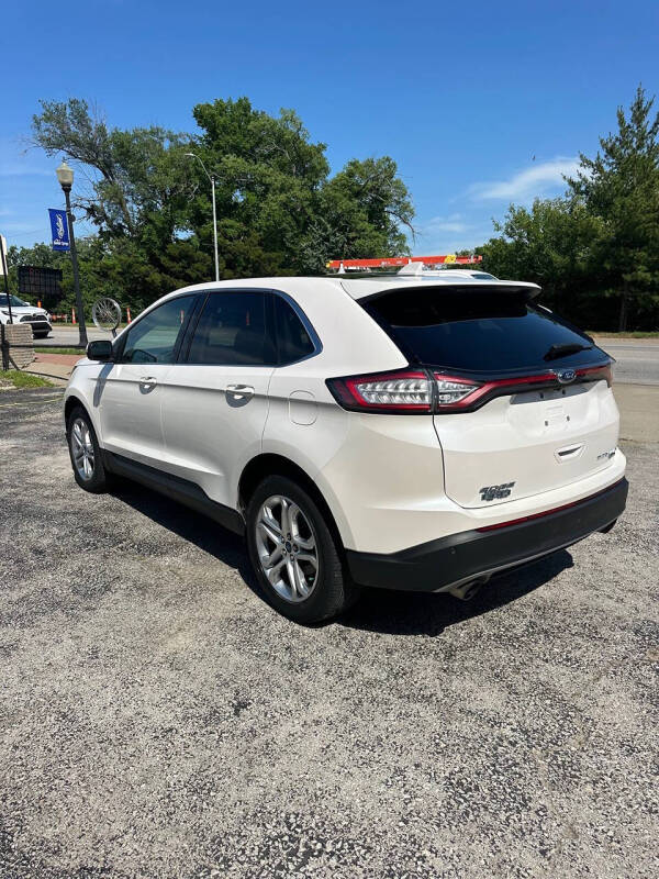 2017 Ford Edge Titanium