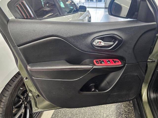 2019 Jeep Cherokee Trailhawk