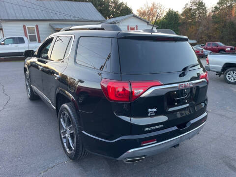 2017 GMC Acadia Denali