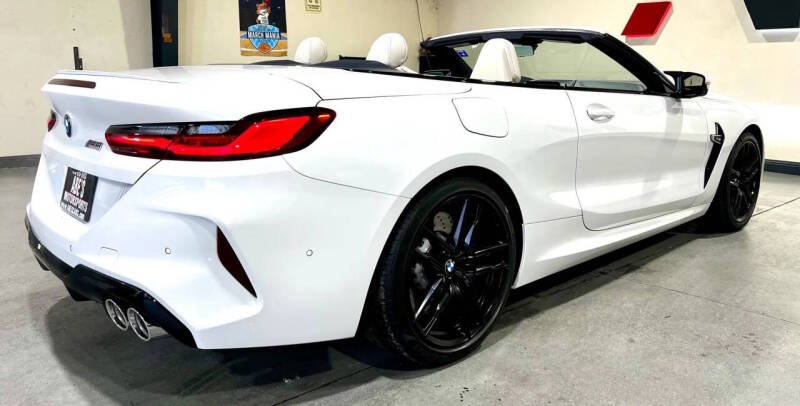 2020 BMW M8