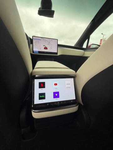 2026 Tesla Model X Plaid