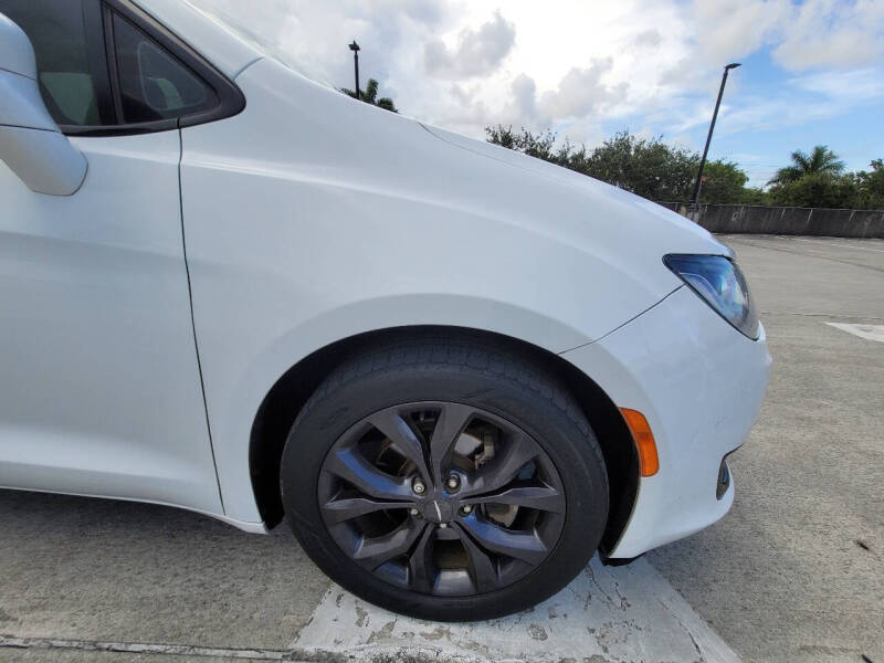 2019 Chrysler Pacifica Touring Plus