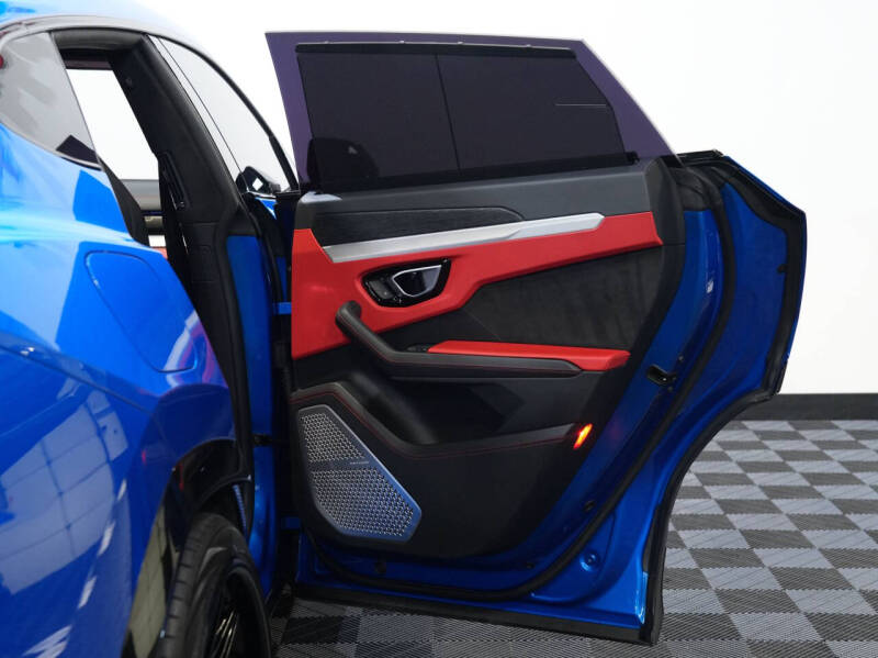 2019 Lamborghini Urus
