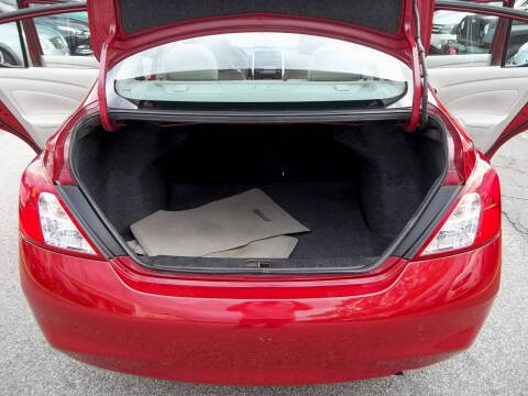 2014 Nissan Versa 1.6 SL