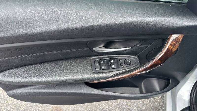 2015 BMW 3 Series 328i xDrive