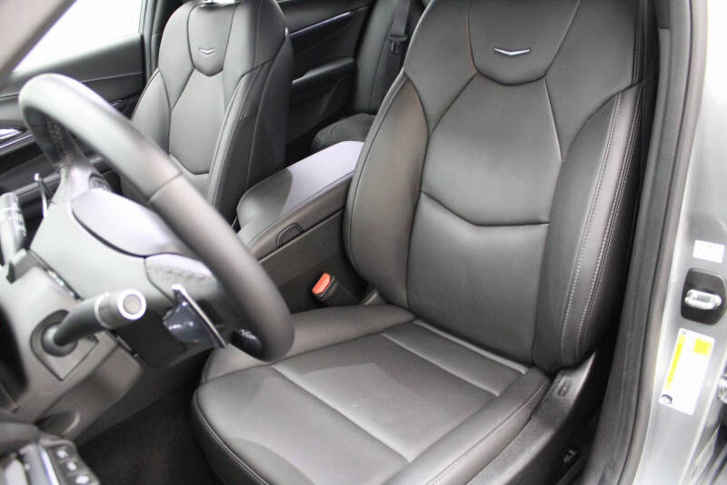 2024 Cadillac CT4 Premium Luxury