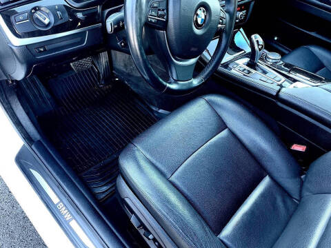 2016 BMW 5 Series 528i xDrive