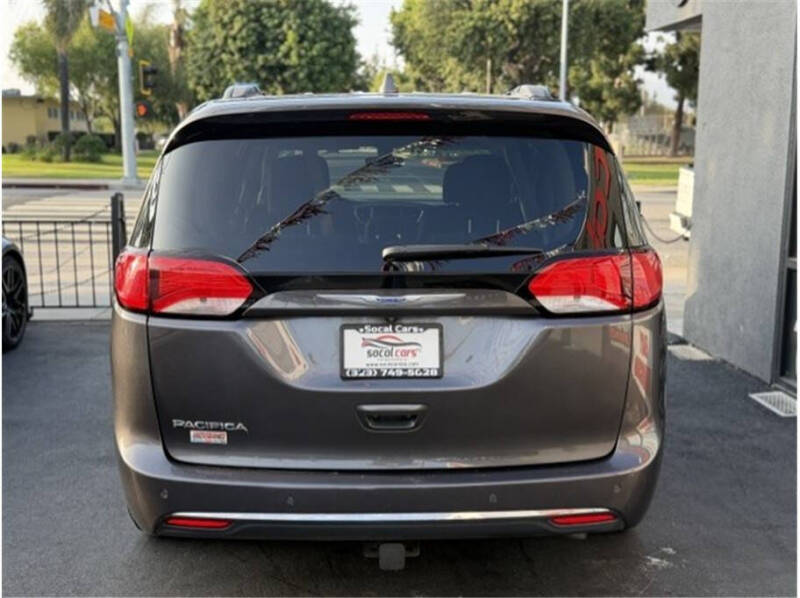 2018 Chrysler Pacifica Touring Plus