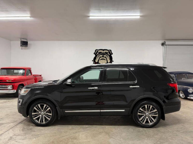2017 Ford Explorer Platinum