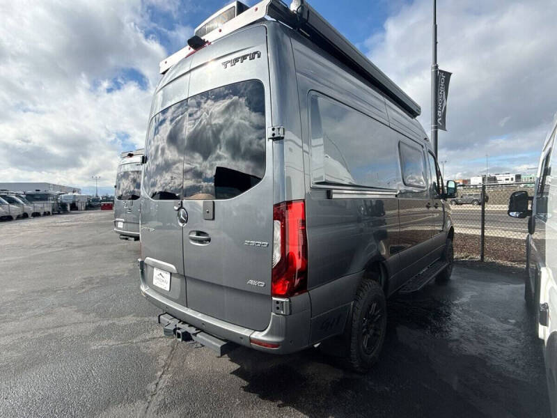 2024 Mercedes-Benz Sprinter