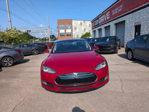 2013 Tesla Model S Performance