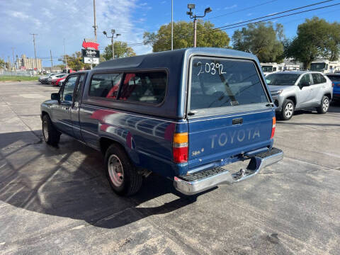 1987 Toyota Pickup Deluxe