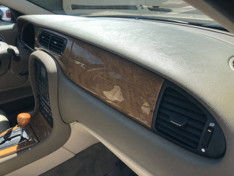 2004 Jaguar S-Type 3.0