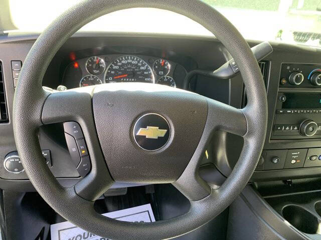 2024 Chevrolet Express 2500