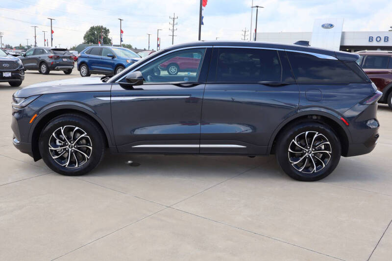 2024 Lincoln Nautilus Hybrid Premiere