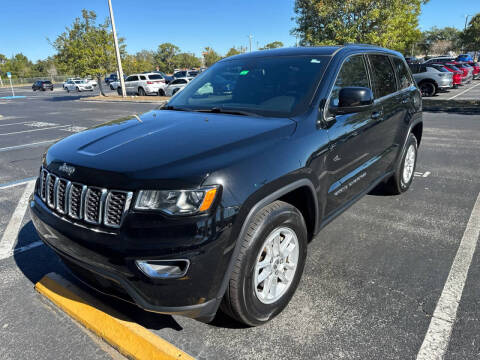 2019 Jeep Grand Cherokee Laredo