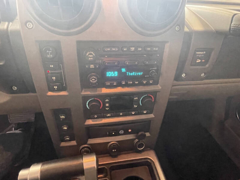 2004 HUMMER H2