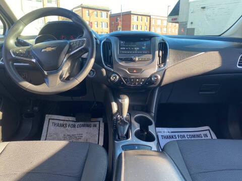 2017 Chevrolet Cruze LT Auto