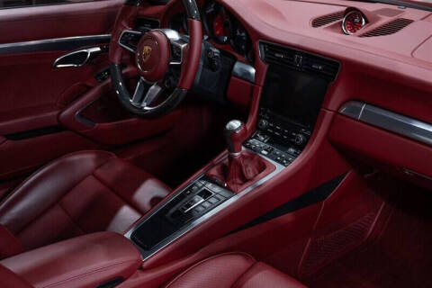 2019 Porsche 911 Carrera 4S