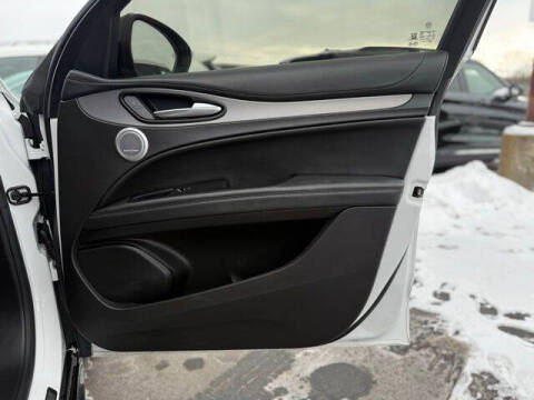 2024 Alfa Romeo Stelvio Veloce