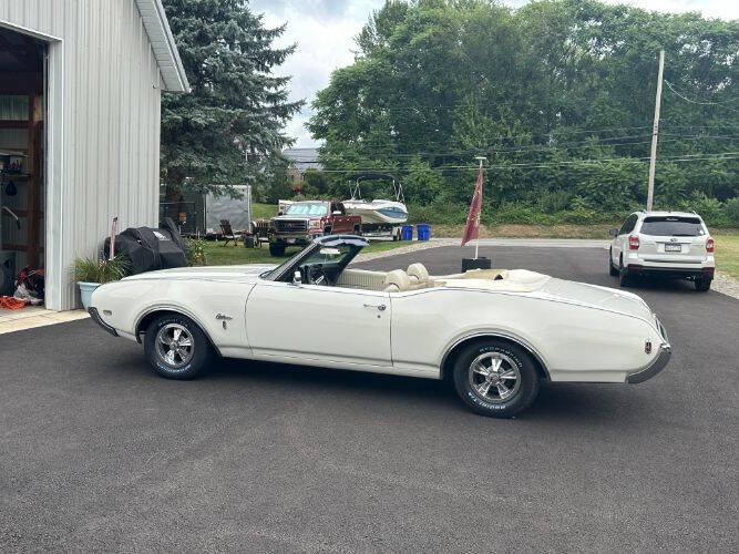 1969 Oldsmobile Cutlass