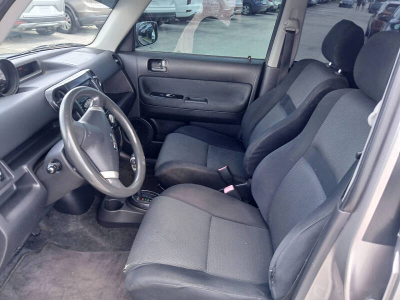 2006 Scion xB