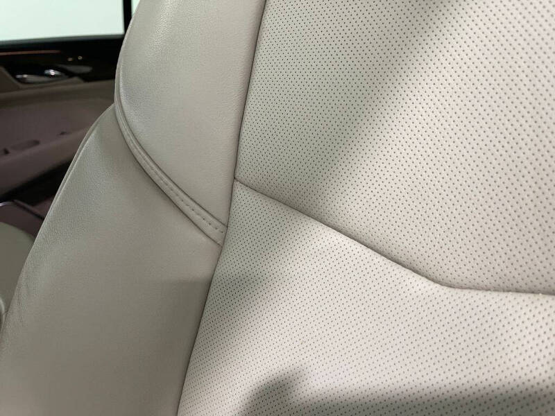 2019 Cadillac Escalade Luxury