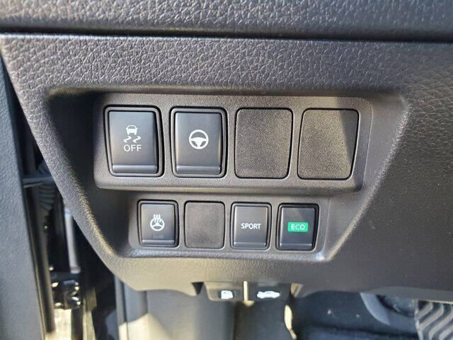 2020 Nissan Rogue Sport SV