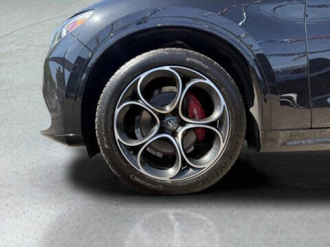 2022 Alfa Romeo Stelvio Veloce