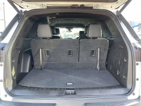 2022 Chevrolet Traverse LT Leather