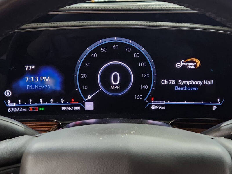 2022 Cadillac Escalade Luxury