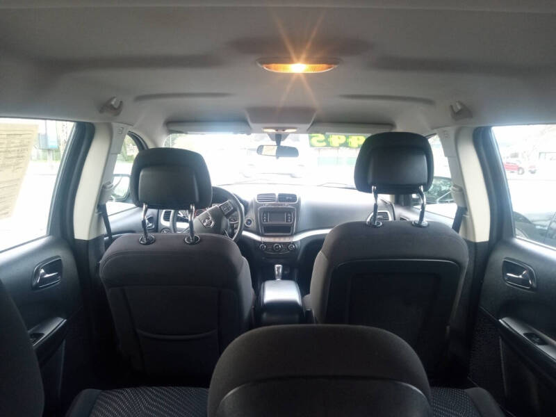 2012 Dodge Journey SE