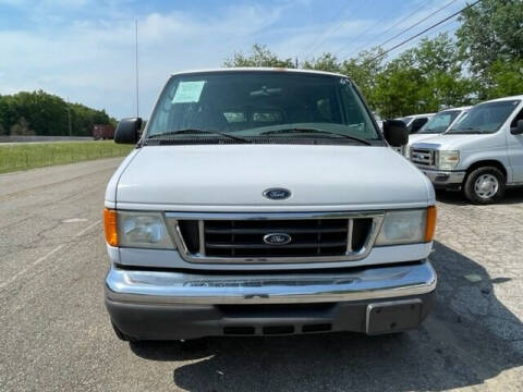 2002 Ford E-Series