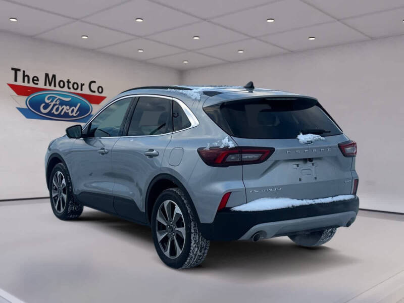 2024 Ford Escape Platinum