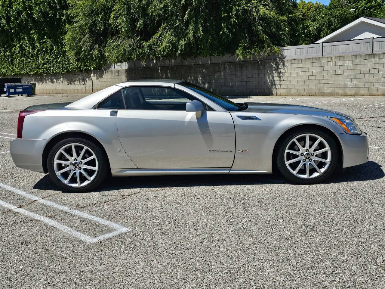 2006 Cadillac XLR-V 10
