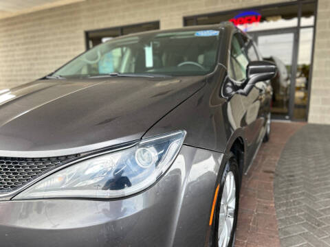 2019 Chrysler Pacifica Touring L