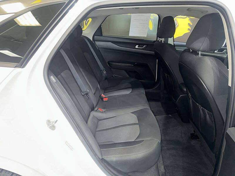 2022 Kia K5