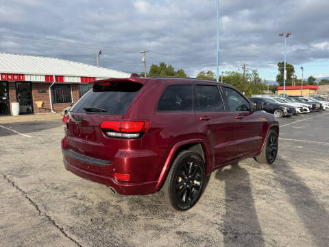 2020 Jeep Grand Cherokee Laredo