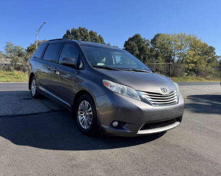 2016 Toyota Sienna